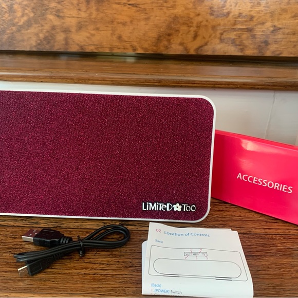 LIMITED TOO GLITTER GLAM WIRELESS SPEAKER with box and accessories - Picture 4 of 5